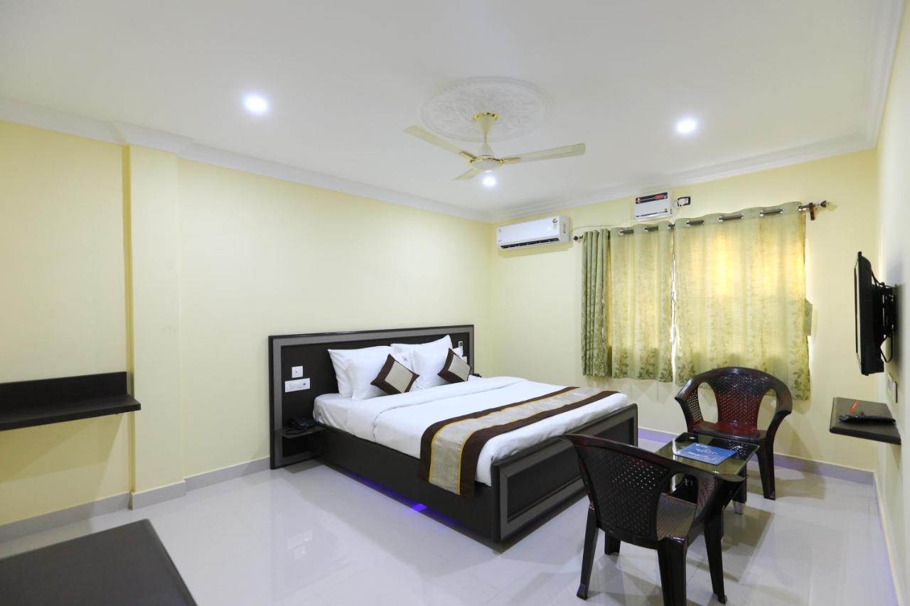 Saibala Transit Hotel Ченнаи Экстерьер фото